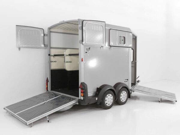 Ifor Williams Pferdeanhänger HB511-Heckklappen-Türkombination-silber-Neu