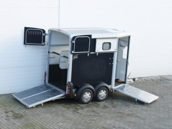 Ifor Williams Pferdeanhänger HB506-Frontausstieg-Klappenkombi-schwarz-Neu
